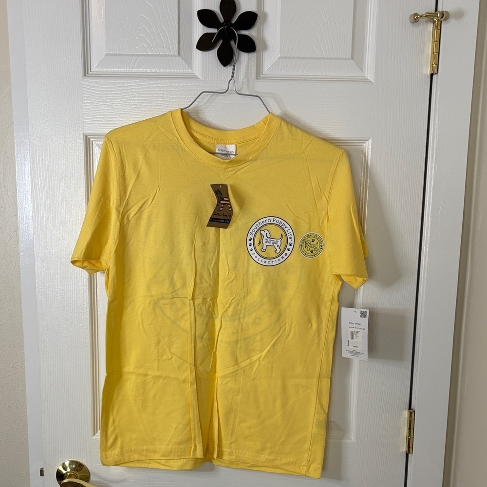 Southern Spirit Puppy Life Sunny Yellow Short Sleeve Tee Generous Size Sm NWT